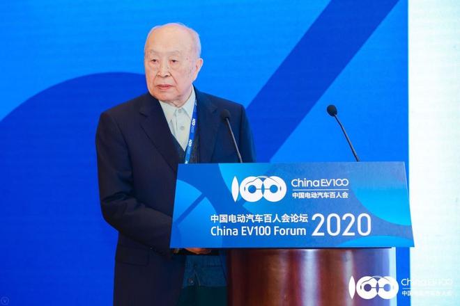 中國工程院院士、防化研究院研究員 楊裕生