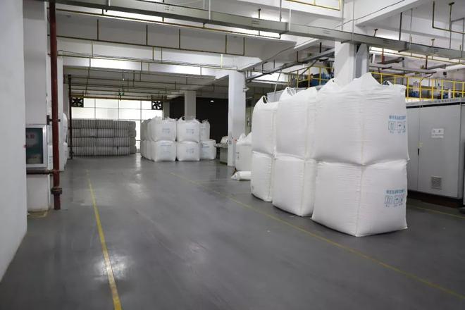 上汽通用五菱联合供应商转产口罩共“战疫” 日产量可达170万