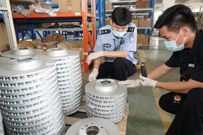 热浪|海关破获8.5亿元走私进口汽车配件案 涉奥迪、宝马等配件