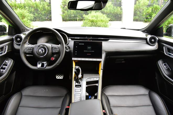 12万就带可变排气!第三代名爵6两款旗舰版最令人振奋