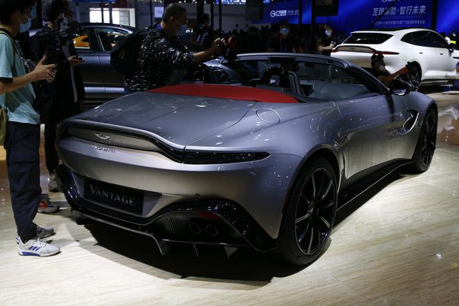 2020北京车展:阿斯顿·马丁Vantage Roadster敞篷版亮相