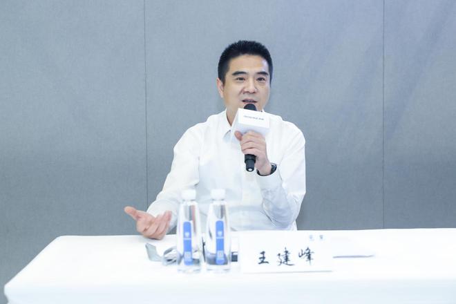 上汽荣威:用领先的科技,实现实惠出行中的高级感
