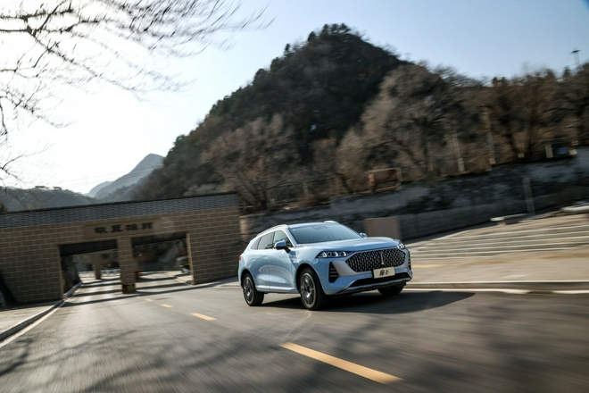 摩卡领航辅助驾驶开启30000公里远征