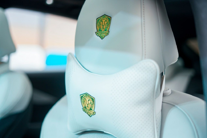 极狐阿尔法S、阿尔法T国安版极狐行动北京站亮相