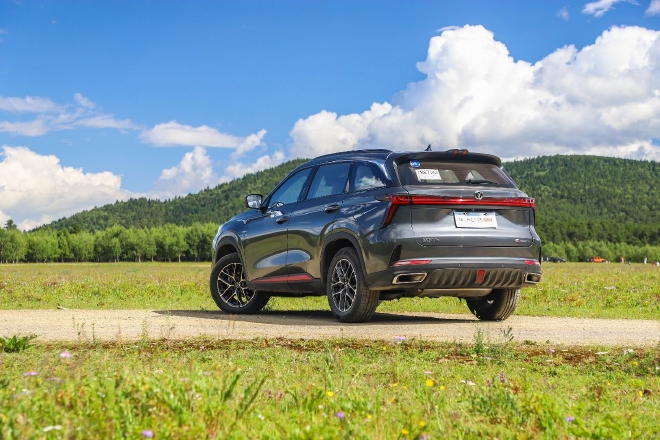 外观不是重点 试驾第二代长安CS75 PLUS