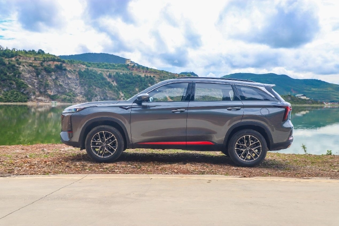 外观不是重点 试驾第二代长安CS75 PLUS