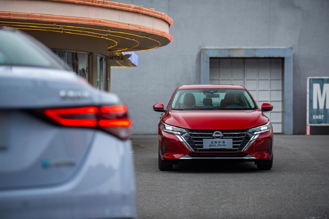 预计今年一季度发布 全新轩逸车系官图亮相