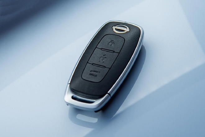 预计今年一季度发布 全新轩逸车系官图亮相