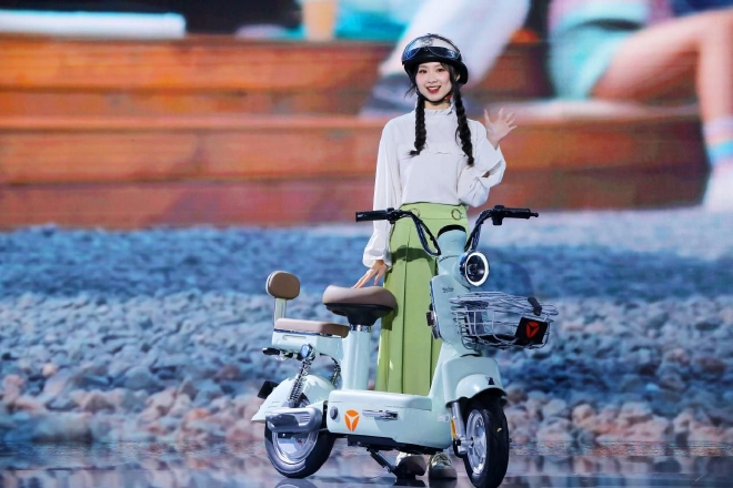 雅迪冠能旗舰新品重磅发布,全面进阶突破行业想象“边界”