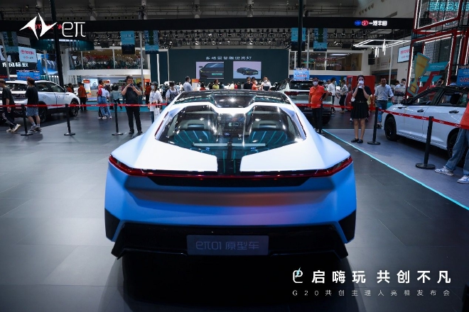 eπ01原型车