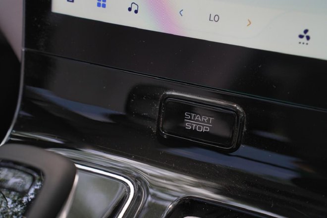 让家用场景更舒心 试驾一汽奔腾T90