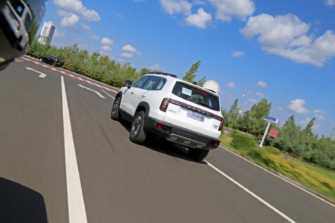 试驾2024款哈弗大狗 看城市精英玩转野趣