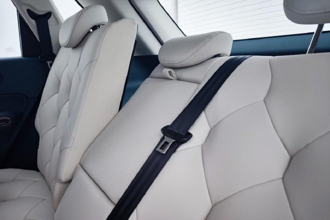 下一辆15万级新能源爆款?宝骏云朵静态实拍