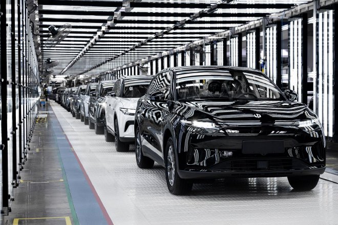 四域合一!零跑发布四叶草架构,首搭车型9月亮相