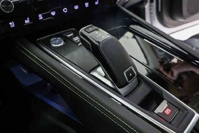 实拍新508L 更趋精致的中期改款