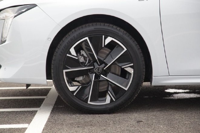 重燃法式浪漫 试驾东风标致新508L旗舰版