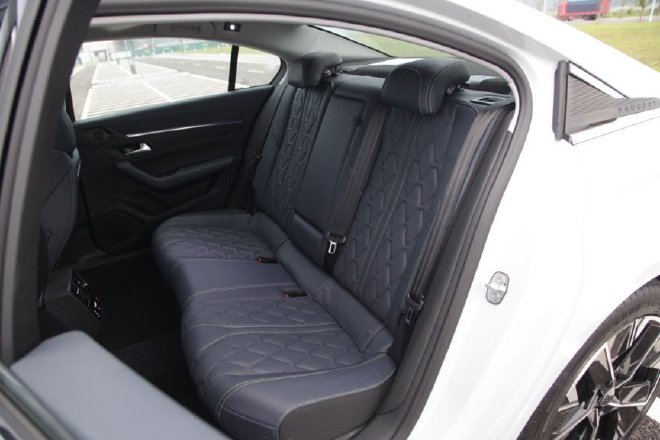 重燃法式浪漫 试驾东风标致新508L旗舰版