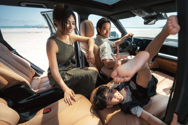 2023成都车展:广汽传祺ES9亮相