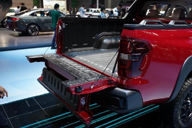 精致得不像一台皮卡,长安览拓者·探索版亮相