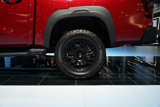 精致得不像一台皮卡,长安览拓者·探索版亮相