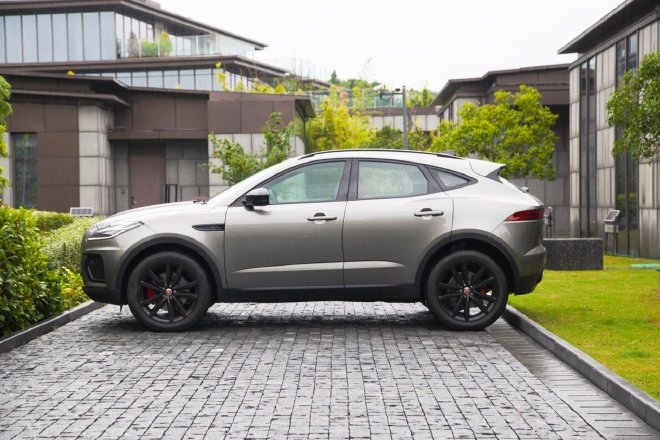 尽览英伦风采 探秘奇瑞捷豹路虎常熟工厂