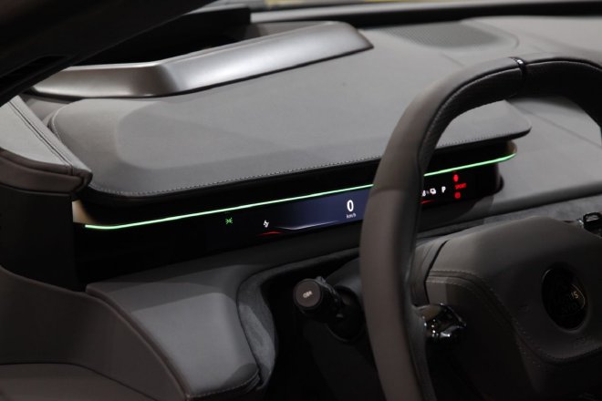 百万纯电超跑轿车 抢先静态体验路特斯Emeya