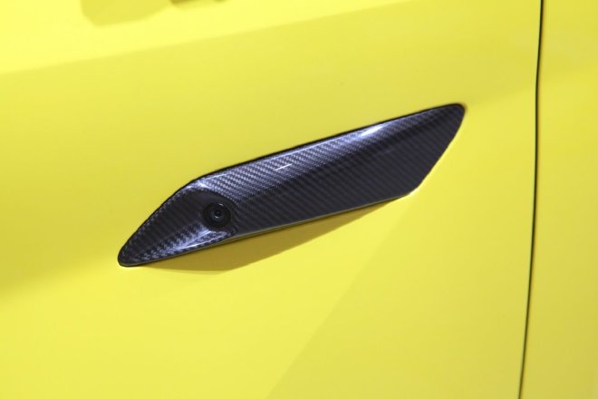 百万纯电超跑轿车 抢先静态体验路特斯Emeya