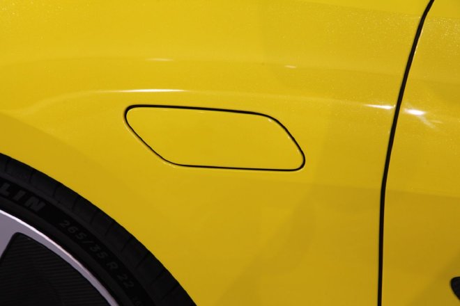 百万纯电超跑轿车 抢先静态体验路特斯Emeya