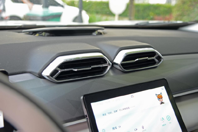 东风风神皓瀚HEV版试驾 年轻上班族的明智之选