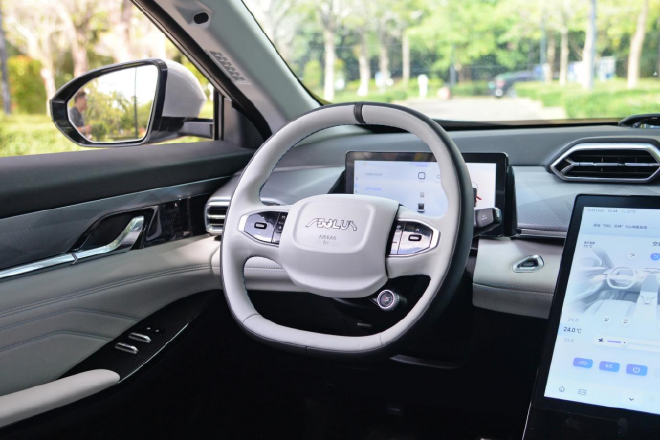 东风风神皓瀚HEV版试驾 年轻上班族的明智之选