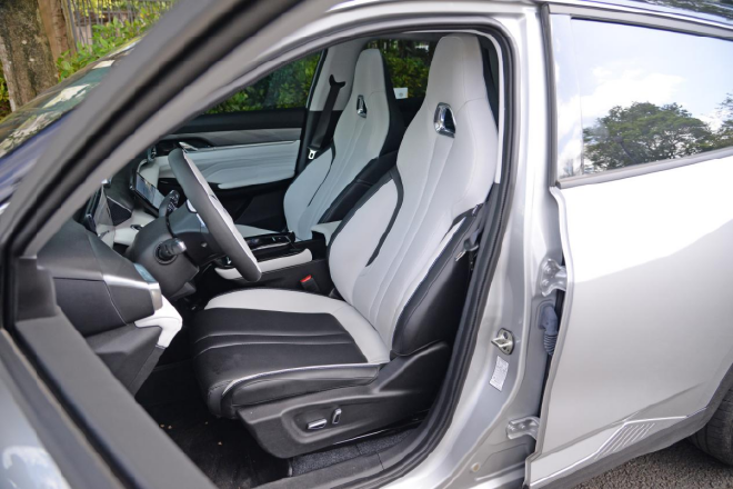 东风风神皓瀚HEV版试驾 年轻上班族的明智之选