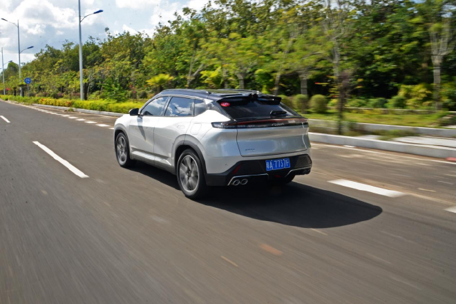 东风风神皓瀚HEV版试驾 年轻上班族的明智之选