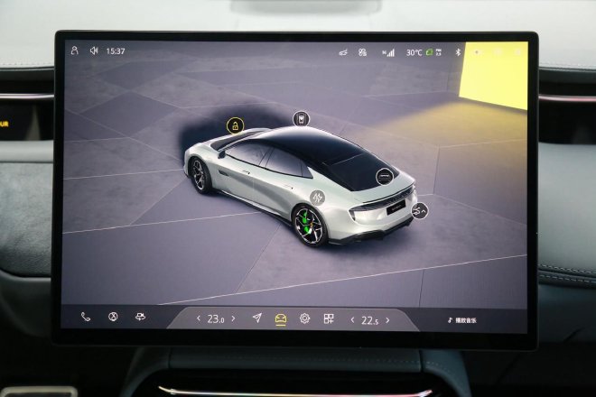 翩若“繁花”,试驾路特斯EMEYA