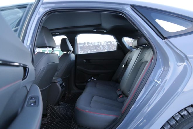 8AT上岗,融合N品牌基因 第十一代索纳塔预售15万冲不冲