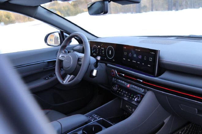 8AT上岗,融合N品牌基因 第十一代索纳塔预售15万冲不冲