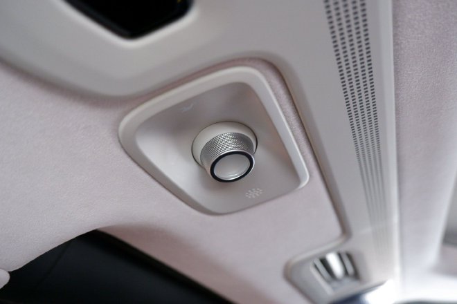 一把座椅价值50万?!沉浸式体验极氪009光辉