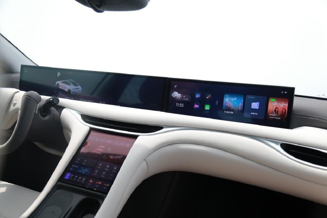 智慧驾控是亮点 试驾智己L6