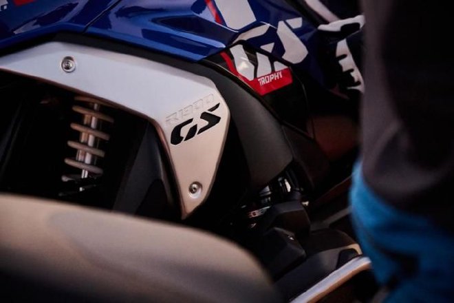 全新R 1300 GS与全新BMW CE 02登陆北京国际摩托车展