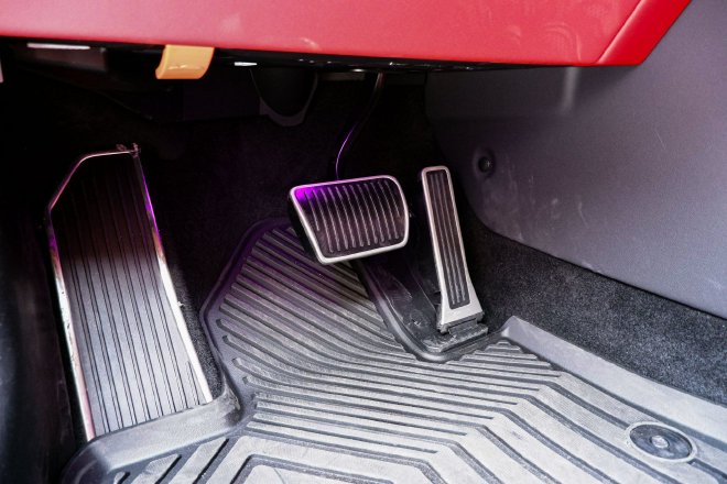 “鲜衣怒马”不为过 AITO问界新M5到店实拍