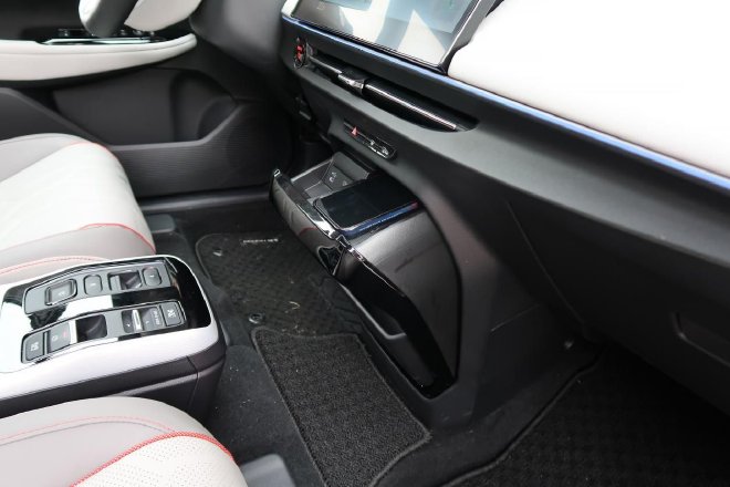 试驾东风Honda猎光 纯电猎装轿跑智美典范