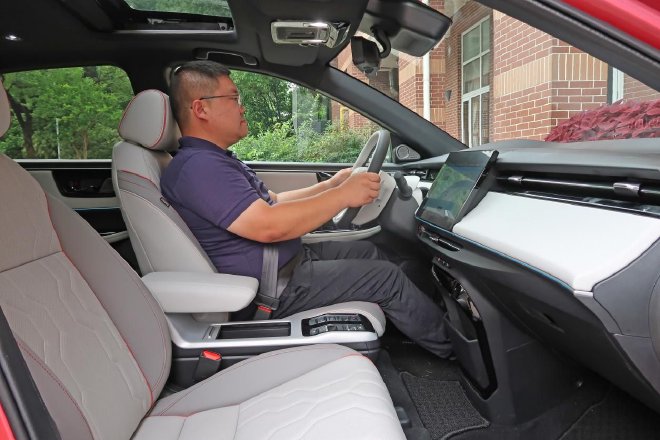 试驾东风Honda猎光 纯电猎装轿跑智美典范