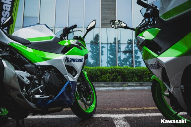川崎摩托发布新款Ninja 500与Z500:动力升级与设计革新引领中量级市场