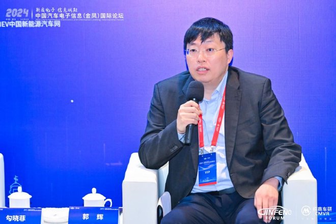 2024中国汽车电子信息(金凤)国际论坛专访 理想智己等聊智驾新规程