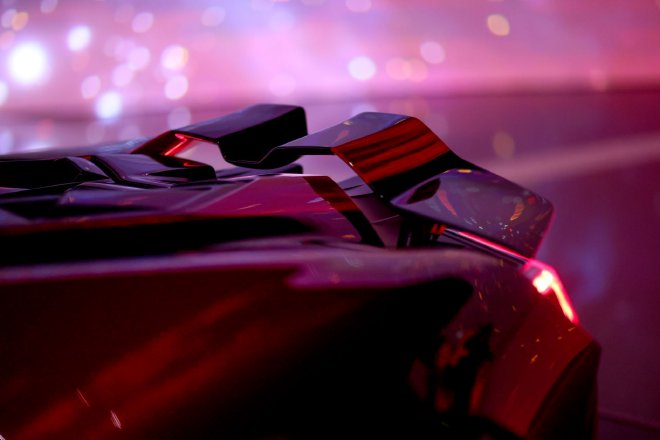 兰博基尼全新Revuelto “Opera Unica”亮相上海逐境艺展