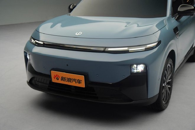 全新架构全球品质 零跑B10 A+级SUV外观解析