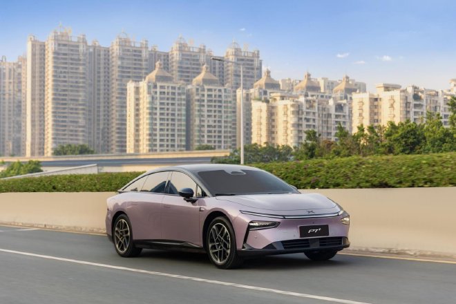 试驾小鹏P7+ 性价比极高的全能选手