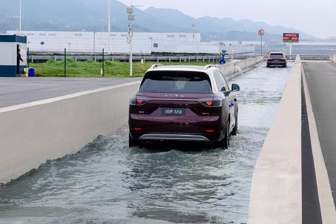 用户参与车辆工厂终检,问界开创行业验收交付新模式