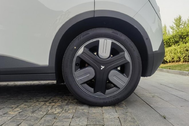 不低调的小可爱,试驾firefly萤火虫