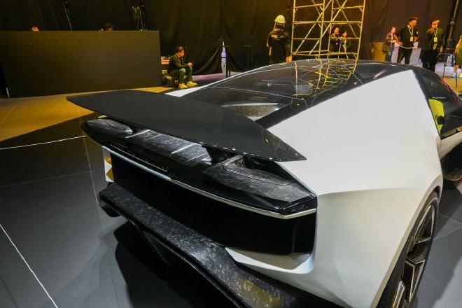 2025上海车展:莲花跑车Theory 1概念车亮相