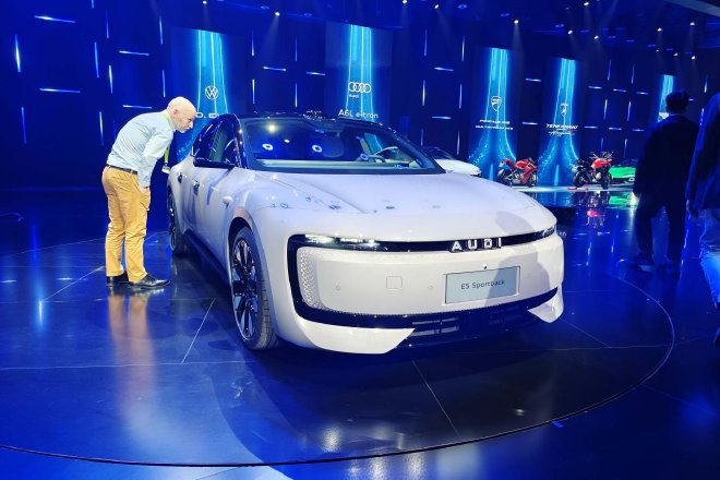 2025上海车展:AUDI E5 Sportback领衔众多新车亮相大众集团之夜